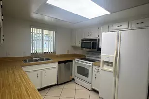2329 Pine Tree Ct, Kissimmee, FL 34744 - Photo 13