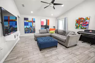 3630 Bristol Cove Ln, Saint Cloud, FL 34772 - Photo 3