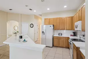 117 N Hampton Dr, Davenport, FL 33897 - Photo 11