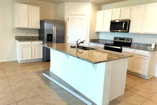 405 Noble Ave, Davenport, FL 33837 - Photo 3