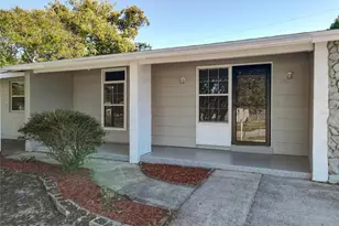 1085 Whitewood Dr, Deltona, FL 32725 - Photo 3