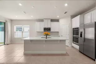 357 Siesta Vista Ct, Davenport, FL 33896 - Photo 11
