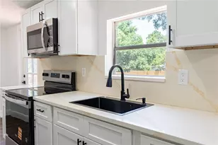 1809 NE 162nd St, Citra, FL 32113 - Photo 3