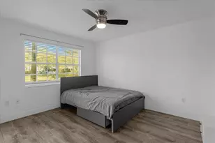 14036 Fairway Island Dr, Orlando, FL 32837 - Photo 17