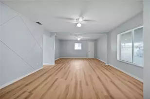 825 NW Ave Y Ave NW, Winter Haven, FL 33881 - Photo 9