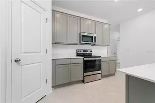 338 Rustic Rail Dr, Lake Wales, FL 33859 - Photo 5