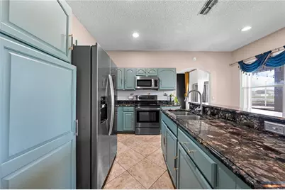 442 Tamarind Parke Lane, Kissimmee, FL 34758 - Photo 13