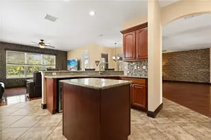 3759 Eagle Isle Cir, Kissimmee, FL 34746 - Photo 9