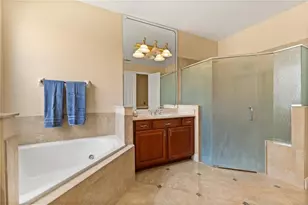 3759 Eagle Isle Cir, Kissimmee, FL 34746 - Photo 11