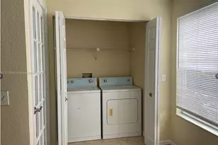 5160 Conroy Rd, Orlando, FL 32811 - Photo 7