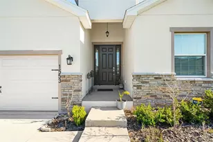 1553 Fleur Dr, Davenport, FL 33837 - Photo 5