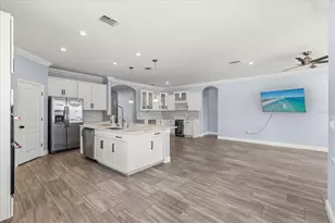 4385 Silver Creek St, Kissimmee, FL 34744 - Photo 11