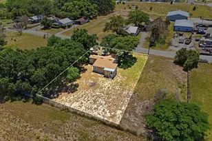13 E 8th St, Frostproof, FL 33843 - Photo 5