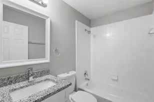 2422 King Oak Ct, Saint Cloud, FL 34769 - Photo 23