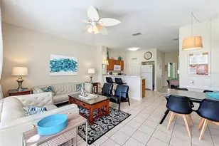 8104 Princess Palm Ln, Kissimmee, FL 34747 - Photo 7