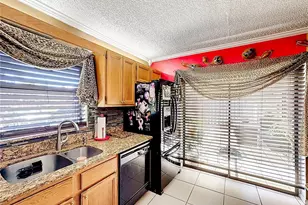 1458 N Lawnwood Cir, Fort Pierce, FL 34950 - Photo 11