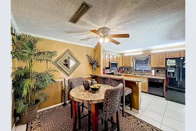 1458 N Lawnwood Circle #24A, Fort Pierce, FL 34950 - Photo 13