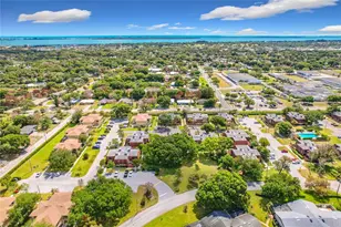 1458 N Lawnwood Cir, Fort Pierce, FL 34950 - Photo 49