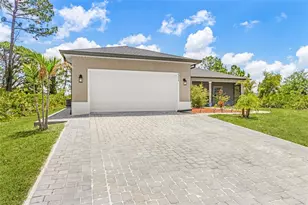 8258 Dimstead St, Port Charlotte, FL 33981 - Photo 3