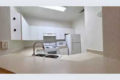 3611 Conroy #818, Orlando, FL 32839 - Photo 7