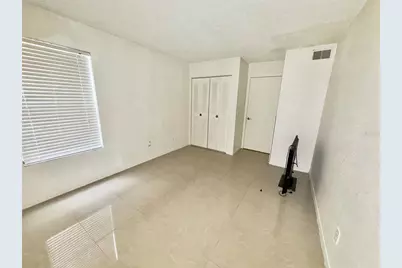 5152 Conroy Road #17, Orlando, FL 32811 - Photo 19