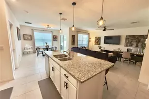 512 Lily Ln, Davenport, FL 33837 - Photo 5