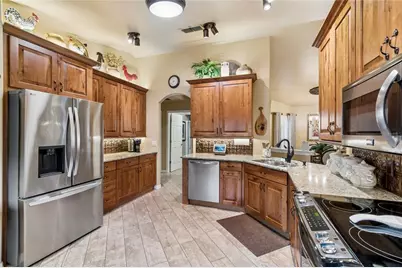 800 Vineyard Way, Poinciana, FL 34759 - Photo 13