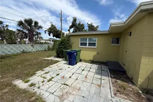 2007 9th St NE, Winter Haven, FL 33881 - Photo 3