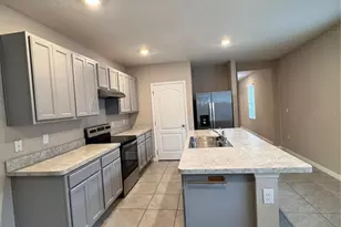 2531 Avalon Pk Blvd, Tavares, FL 32778 - Photo 11