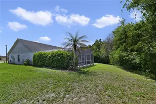 2382 Queenswood Cir, Kissimmee, FL 34743 - Photo 33