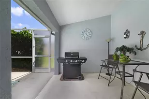 2382 Queenswood Cir, Kissimmee, FL 34743 - Photo 29