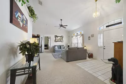 2382 Queenswood Circle, Kissimmee, FL 34743 - Photo 3