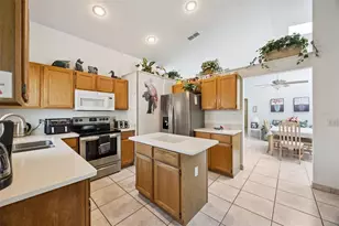 2948 Pembridge St, Kissimmee, FL 34747 - Photo 9