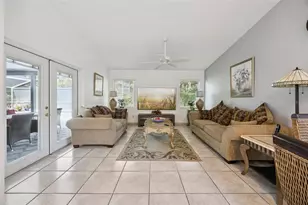 2948 Pembridge St, Kissimmee, FL 34747 - Photo 3