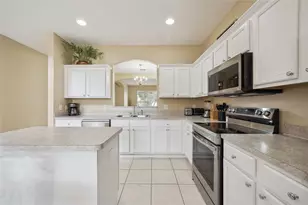 8550 Sunrise Key Dr, Kissimmee, FL 34747 - Photo 9