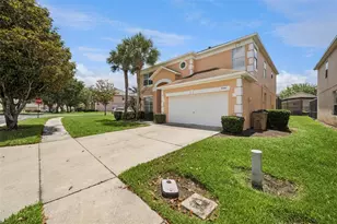 8550 Sunrise Key Dr, Kissimmee, FL 34747 - Photo 3