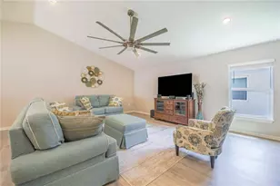 3304 Costello Cir, Winter Haven, FL 33884 - Photo 5