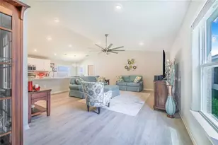 3304 Costello Cir, Winter Haven, FL 33884 - Photo 3