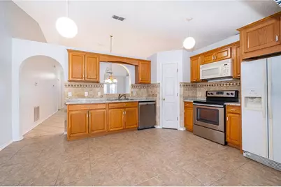 611 Baldwin Drive, Kissimmee, FL 34758 - Photo 7