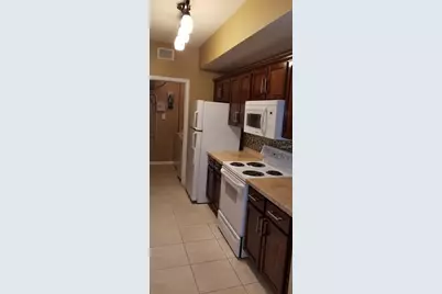 5542 Metrowest Boulevard #106, Orlando, FL 32811 - Photo 5
