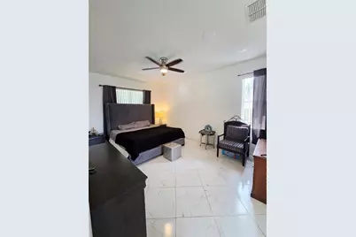 10 Nevada Loop Road, Davenport, FL 33897 - Photo 15
