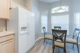 211 Aylesbury Ln, Davenport, FL 33837 - Photo 3
