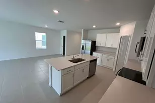1140 Hour Glass Rd, Lakeland, FL 33801 - Photo 5