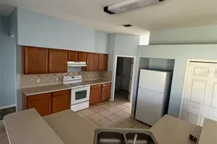 1001 Eiffel Ln, Kissimmee, FL 34759 - Photo 11