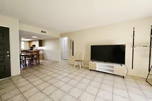 14468 Reuter Strasse Cir, Tampa, FL 33613 - Photo 11