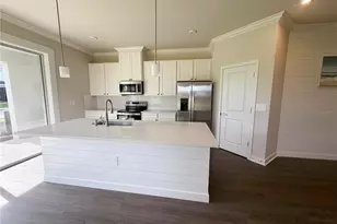 12335 Amber Crk Cir, Lakewood Ranch, FL 34211 - Photo 3