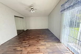 220 Ellsworth Dr, Kissimmee, FL 34758 - Photo 13