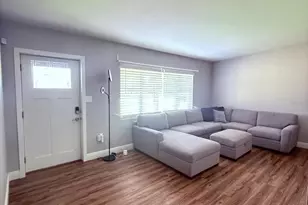 2940 Lake Margaret Dr, Orlando, FL 32806 - Photo 3