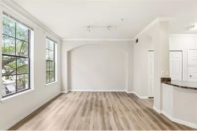 911 N Orange Avenue #321, Orlando, FL 32801 - Photo 17
