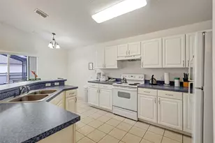 101 Kildrummy Dr, Davenport, FL 33896 - Photo 3
